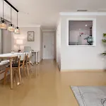 Stylish - Prime Location *