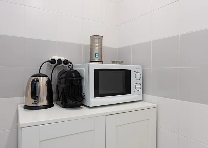 Stylish Apartment - Prime Location Apartament