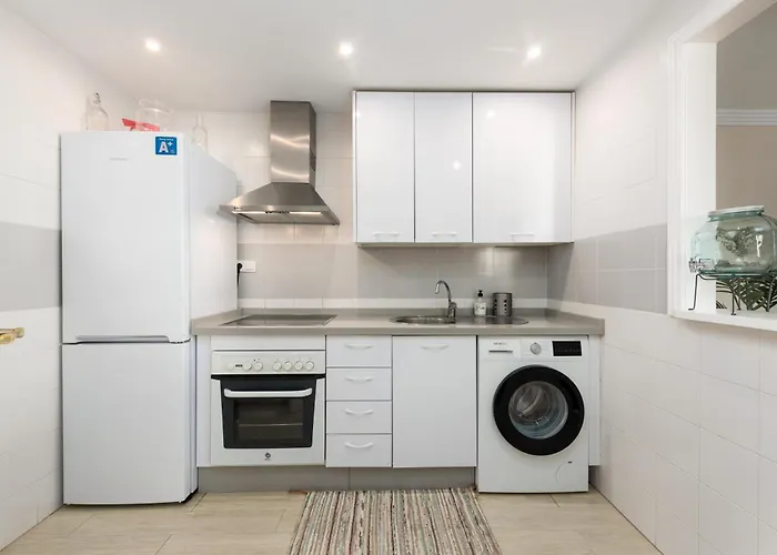 Stylish Apartment - Prime Location شقة ماربيا