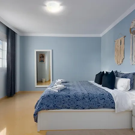 Apartment Good Vibes, Roomy In Prime Location