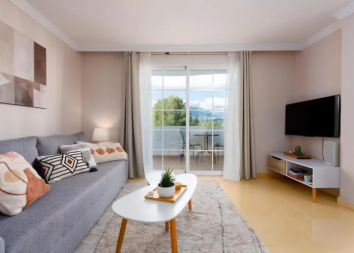 Stylish - Prime Location